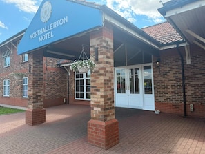 Exterior - Northallerton Motel (Northallerton)
