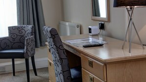 1 bedroom, desk, iron/ironing board, WiFi (free) - Northallerton Motel (Northallerton)