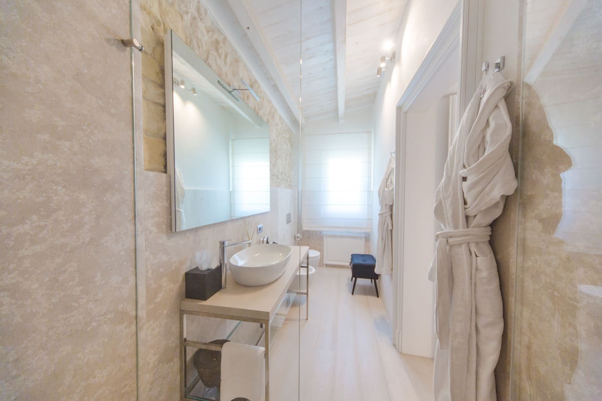 luxury room, jetted tub (garden) | bathroom | free toiletries, hair dryer, slippers, bidet