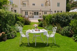 Property grounds - Hotel Villa Fanny (Cagliari)