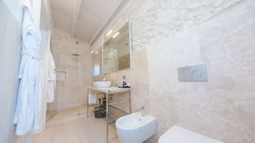 Luxury Room, Jetted Tub (Garden) | Bathroom | Free toiletries, hair dryer, slippers, bidet