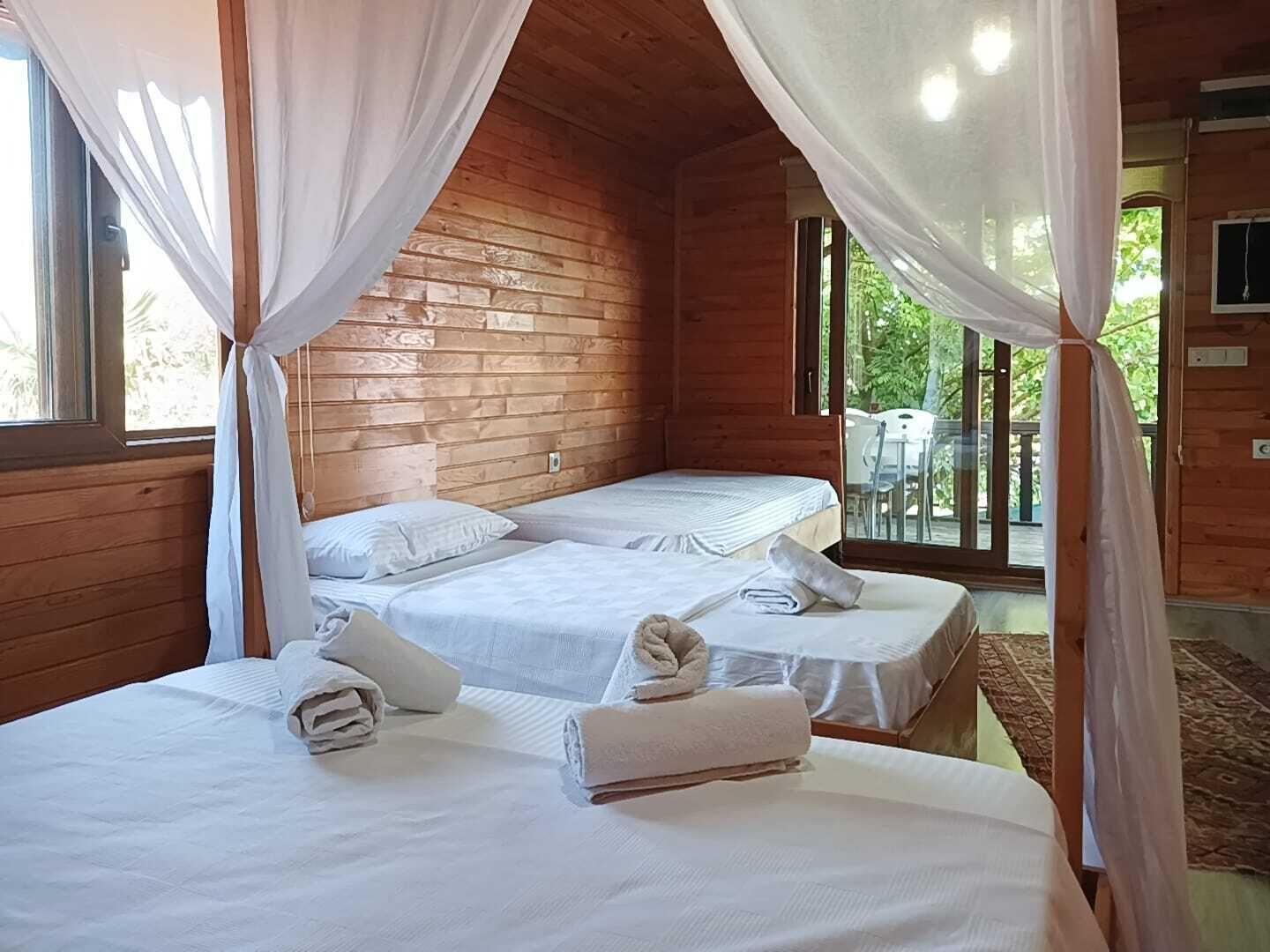 Apart (Kardelen) | Luxe beddengoed, een strijkplank/strijkijzer, gratis wifi