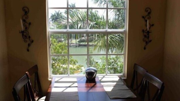 Unclassified image, 1 of 8, button - Bella Vista A Wkly (Bonita Springs)