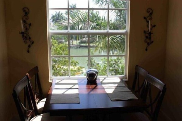 Luxury Apartment, 2 Bedrooms, Non Smoking, Beach View | In-room dining - Bella Vista A Wkly (Bonita Springs)