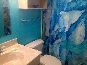 Luxury Apartment, 2 Bedrooms, Non Smoking, Beach View | Bathroom - Coconut Cottage Wkly (Fort Myers Beach)