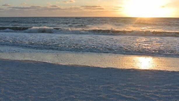 On the beach - Dolphin Way A-207 (Bonita Springs)