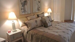 Free WiFi - Dolphin Way A-207 (Bonita Springs)