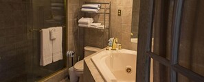Luxury Apartment, 2 Bedrooms, Non Smoking, Beach View | Bathroom