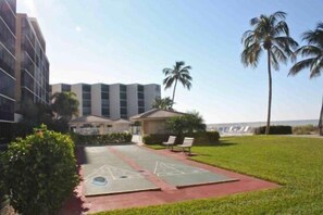 Property grounds - Seascape E 106 MO (Bonita Springs)