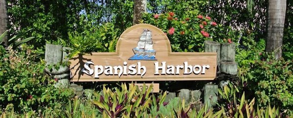 Exterior detail - Spanish Harbor 37 MO (Bonita Springs)