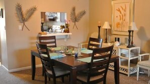 Luxury Apartment, 2 Bedrooms, Non Smoking, Beach View | In-room dining - Spanish Harbor 37 MO (Bonita Springs)