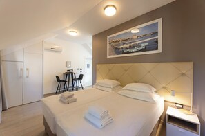Studio, Courtyard View | Premium bedding, pillowtop beds, in-room safe, individually furnished - Apartments Korta (Split)