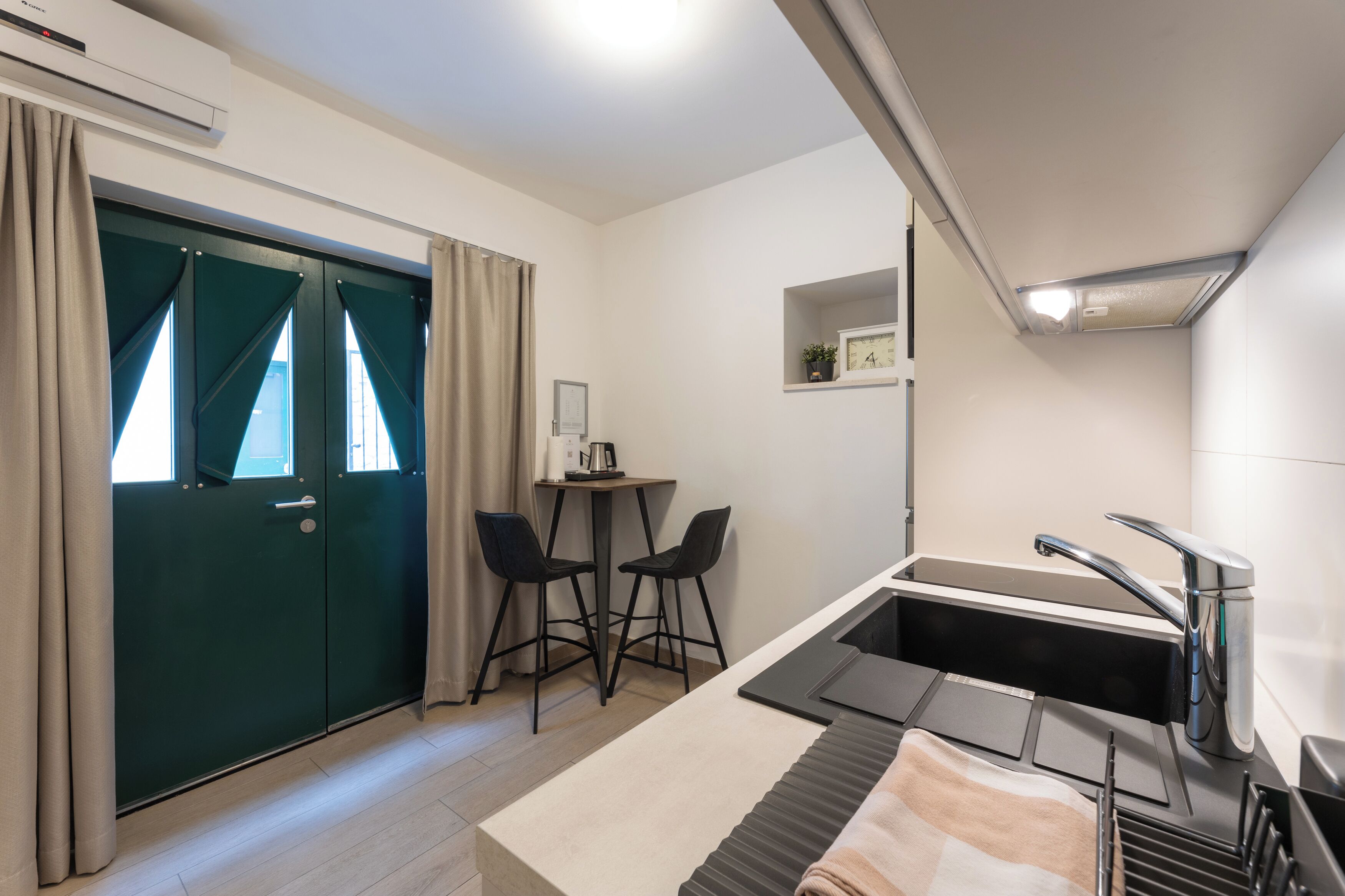 Ropa de cama de alta calidad, cubrecamas y colchones con pillow-top 