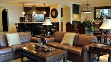 Luxury Apartment, 5 Bedrooms, Non Smoking, Beach View | Living area | DVD player