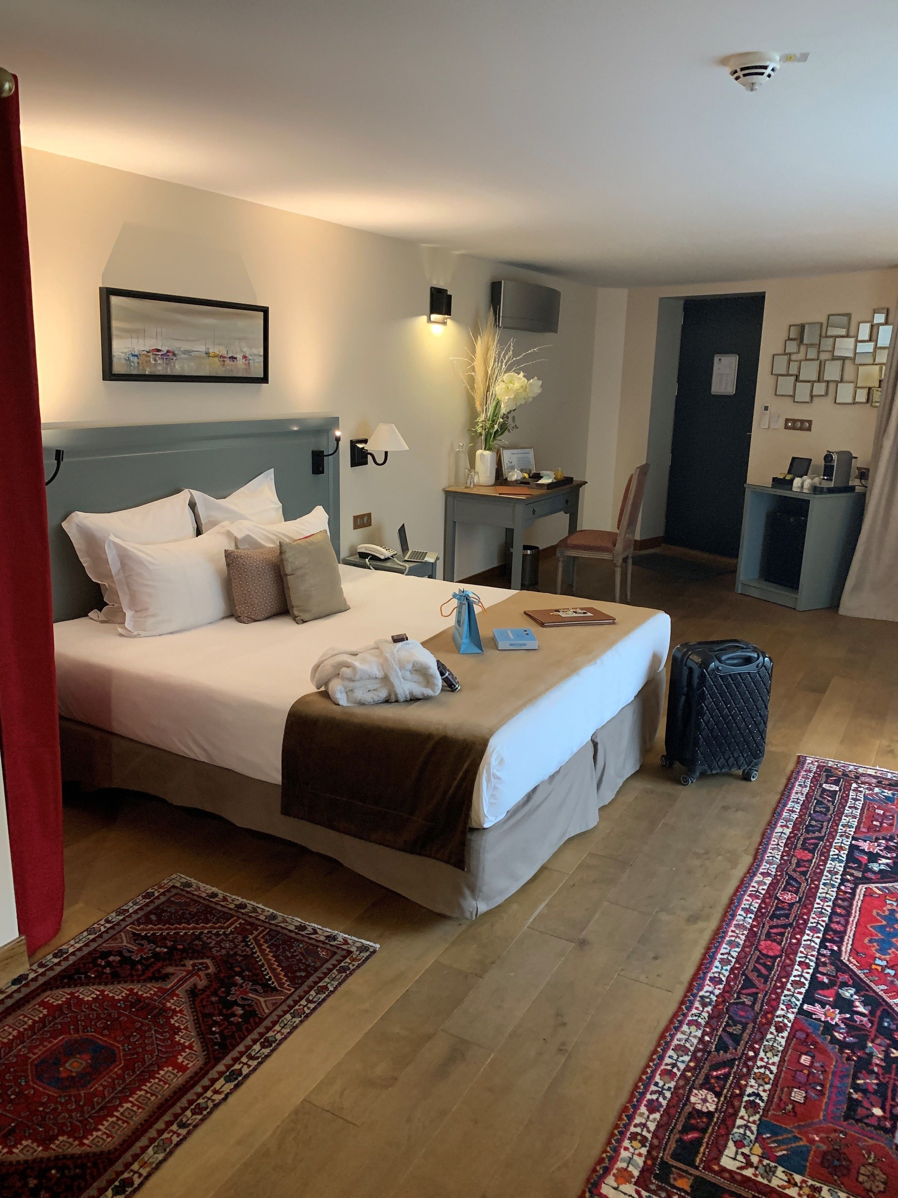 luxury double room | 1 bedroom, premium bedding, minibar, in-room safe