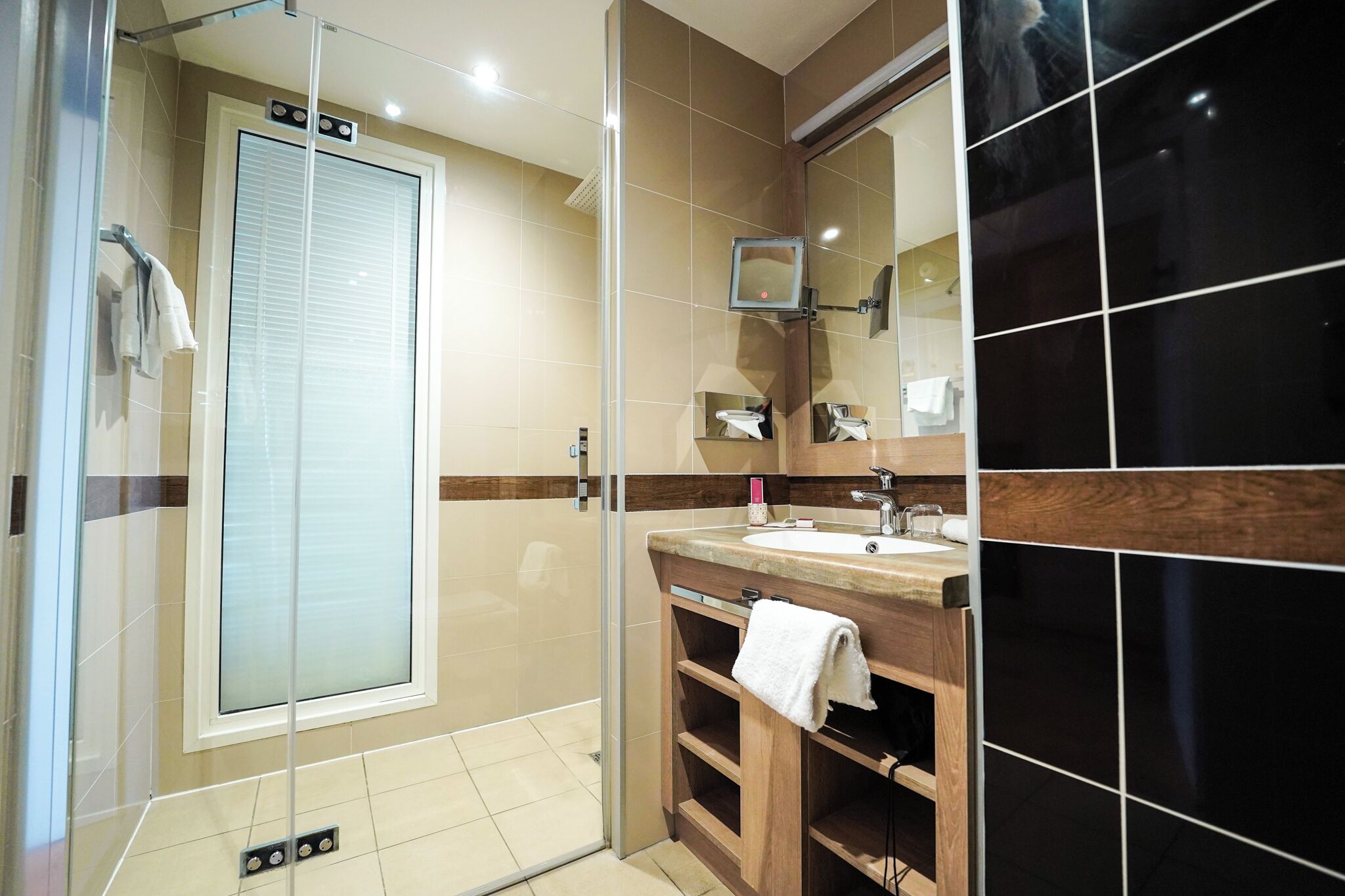 classic double or twin room | bathroom | shower, free toiletries, hair dryer, bathrobes