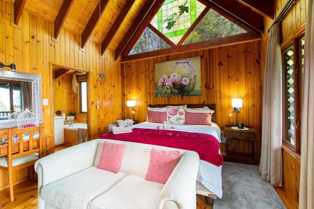 2 bedrooms, Egyptian cotton sheets, minibar, in-room safe