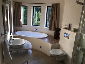 Bathroom shower - Clairewood (Wilderness)