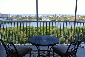 Luxury Apartment, 2 Bedrooms, Non Smoking, Beach View | Balcony