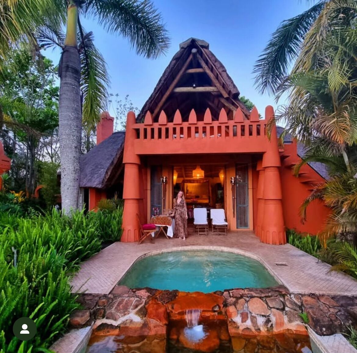 Minibar, in-room safe, individually decorated, individually furnished