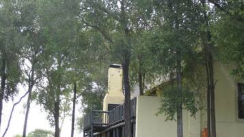 Family Bungalow, 2 Bedrooms (Kingfisher Lodge) | Bahagian luar
