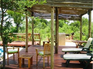 Bungalow familiar, 2 habitaciones (Kingfisher Lodge) | Terraza o patio