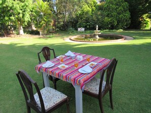 Property grounds - Happy Lands Self Catering B&B (Addo)