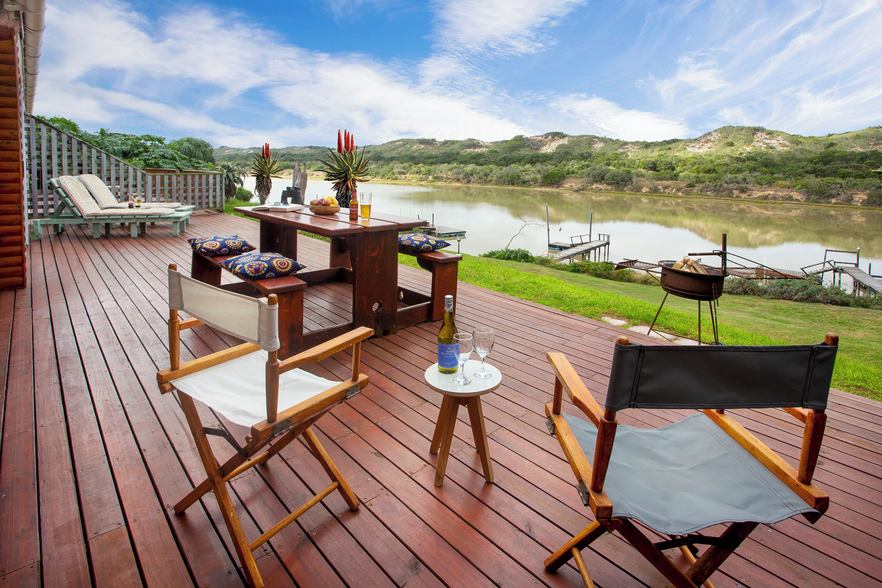 Stuga Deluxe (River Cottage ) | Exteriör