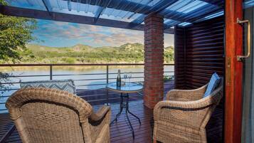 Superior studio suite, 1 slaapkamer (Fish Eagle Suite ) | Terras