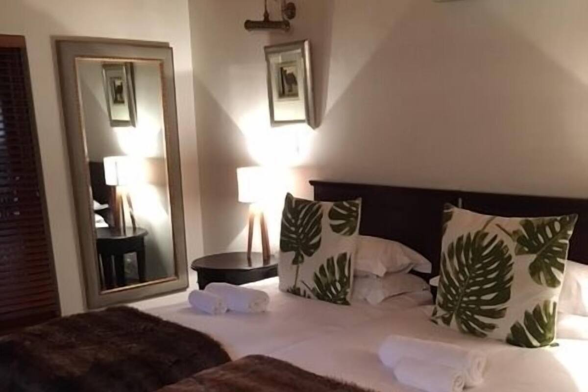 Classic Double/Twin Room | Minibar, coffres-forts dans les chambres, Wi-Fi gratuit