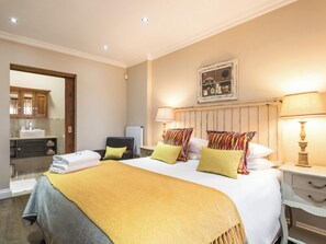 1 多间卧室、加厚床垫、客房内保险箱、遮光窗帘