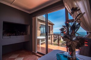 Timbaktu Unit  | View from room - Strandfontein Accommodation (Matzikama)