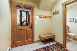 公寓式客房, 1 间卧室 (Trappers Crossing, 1 Bath) | 门厅