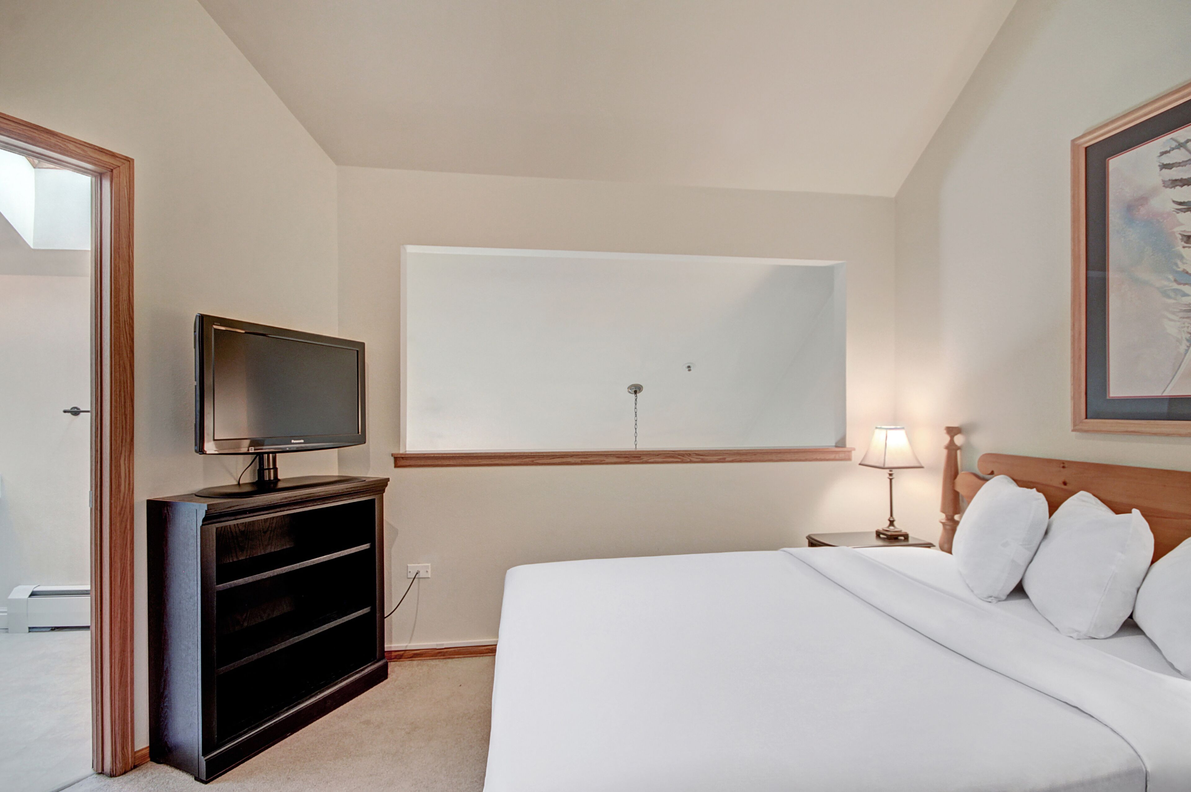 Premier Studio (Studio + Loft) | Individually decorated, individually furnished, iron/ironing board