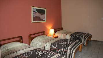Deluxe-Dreibettzimmer, 3 Einzelbetten