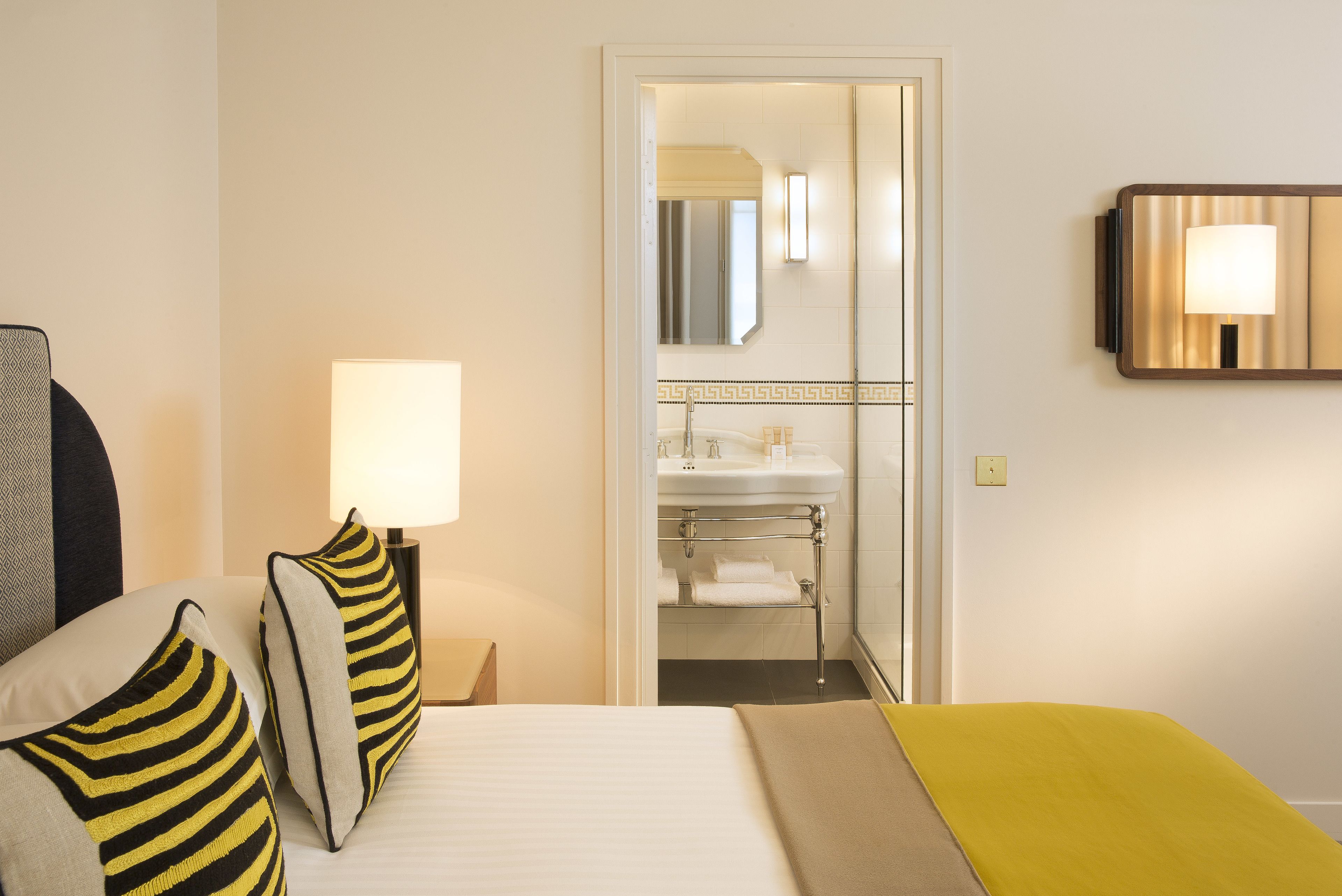 superior room | premium bedding, free minibar items, in-room safe, desk