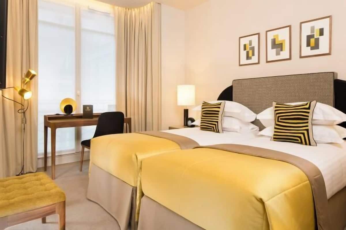 Peralatan tempat tidur premium, item bar mini percuma