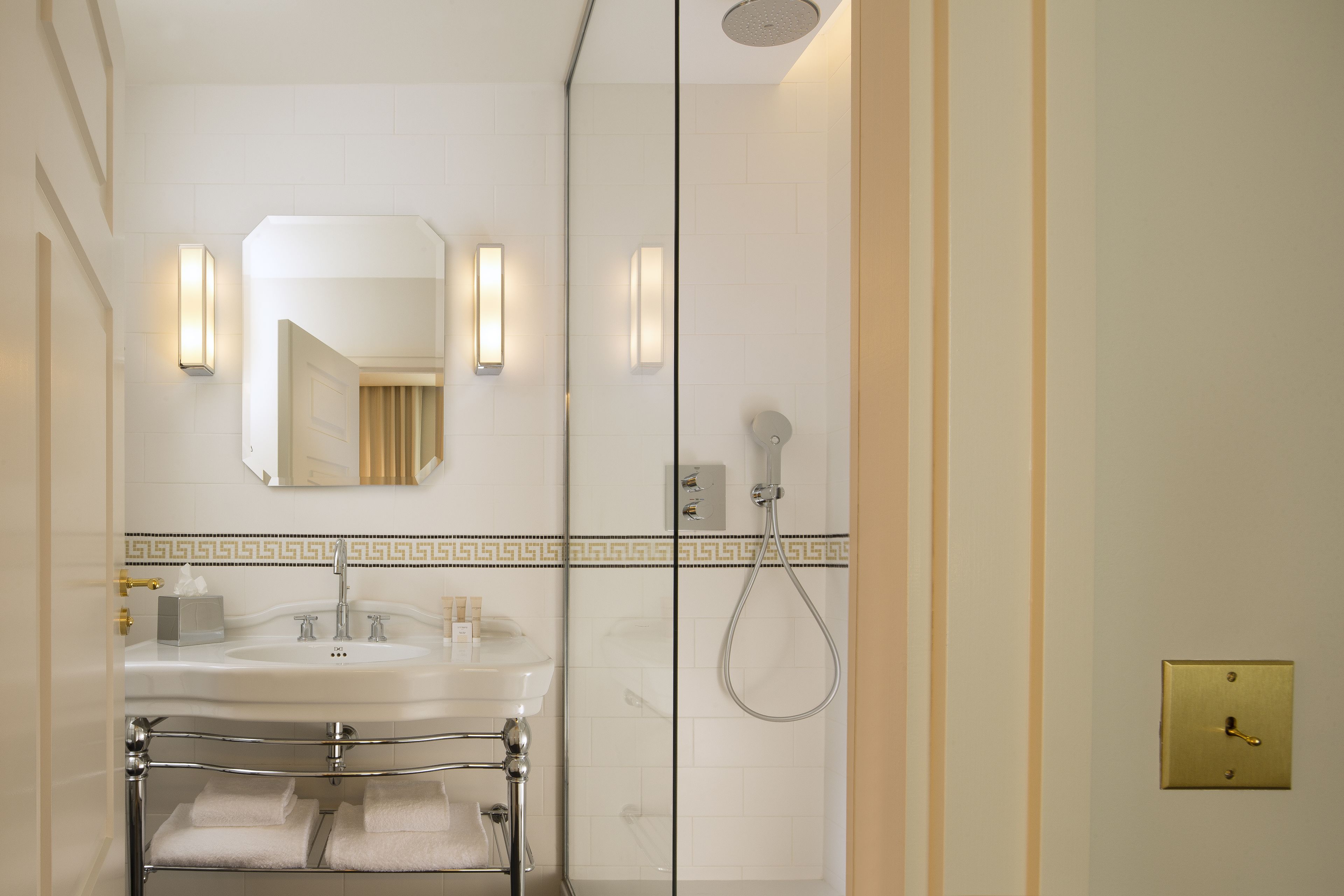 rainfall showerhead, free toiletries, hair dryer, bathrobes