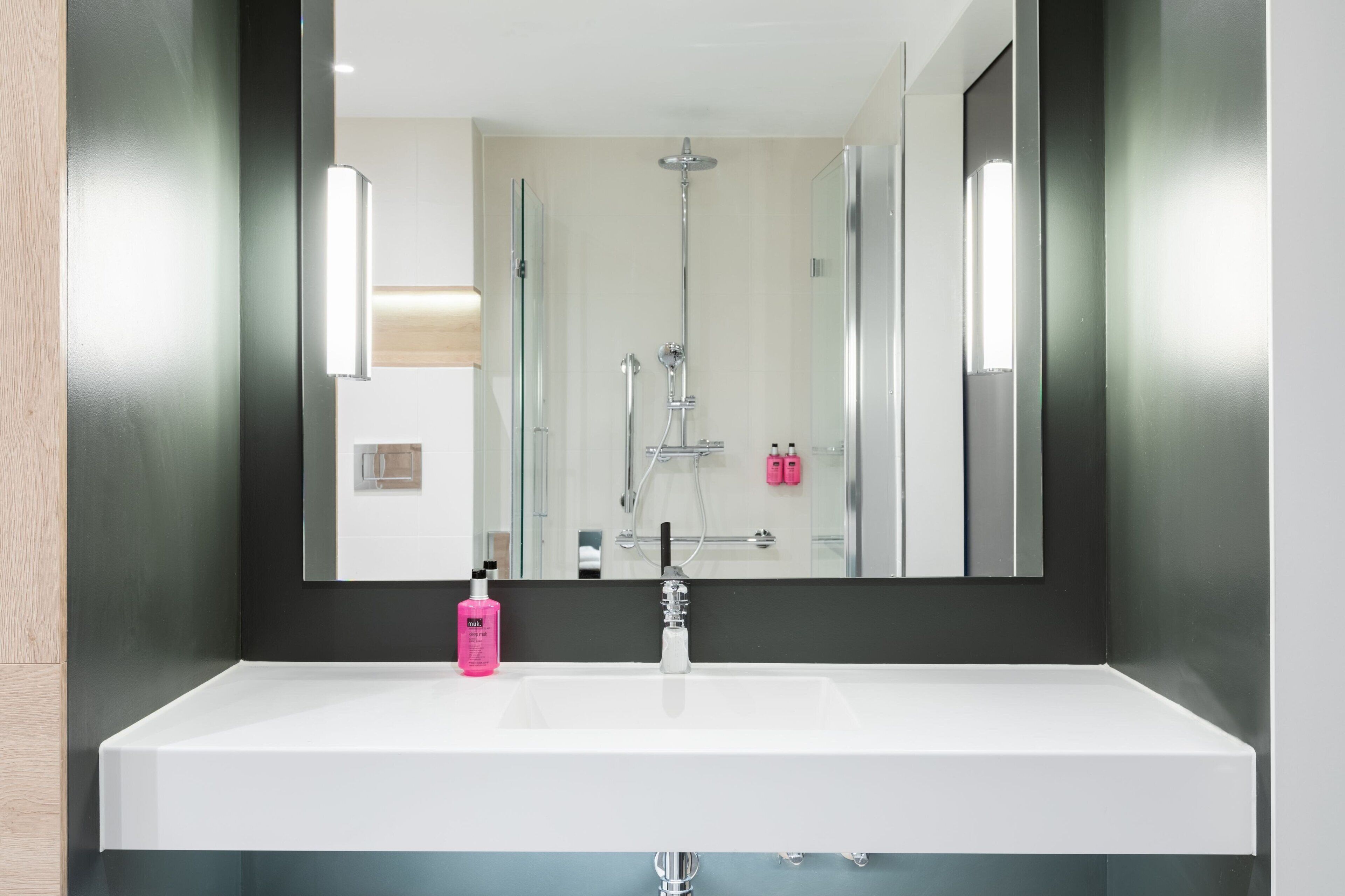 Photo - Moxy Berlin Ostbahnhof