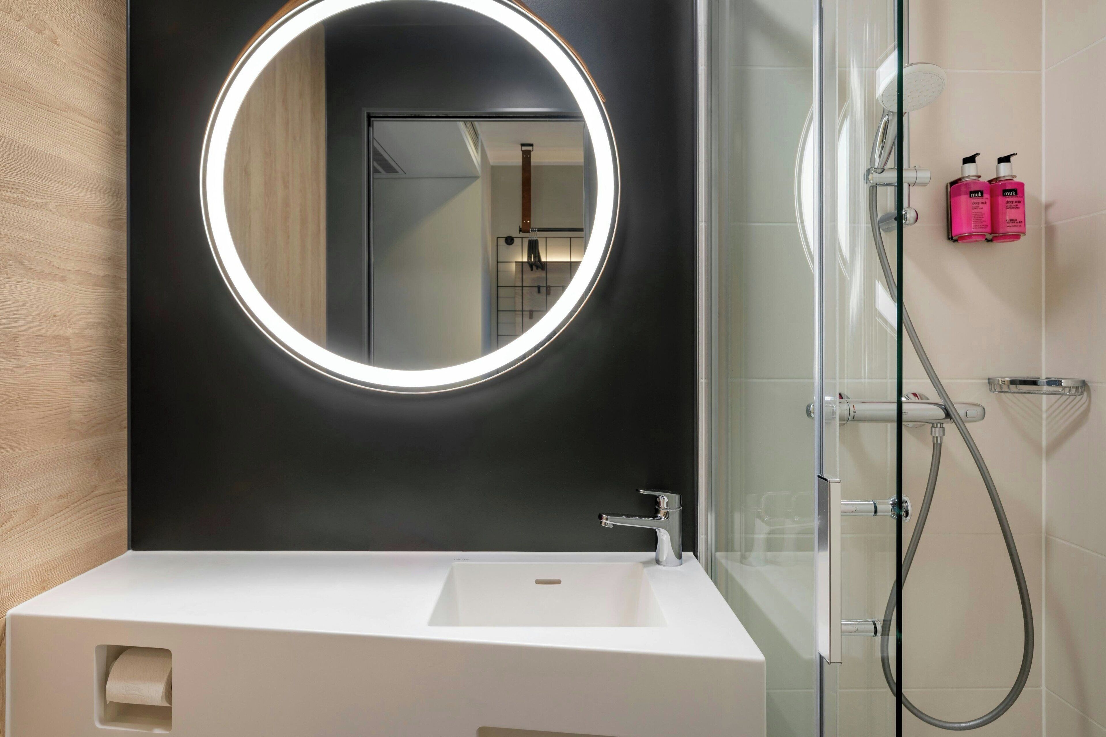 Photo - Moxy Berlin Ostbahnhof