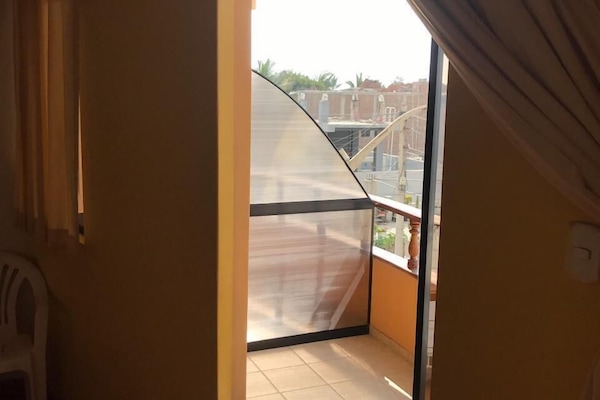 Double Room | In-room safe, desk, iron/ironing board, free WiFi