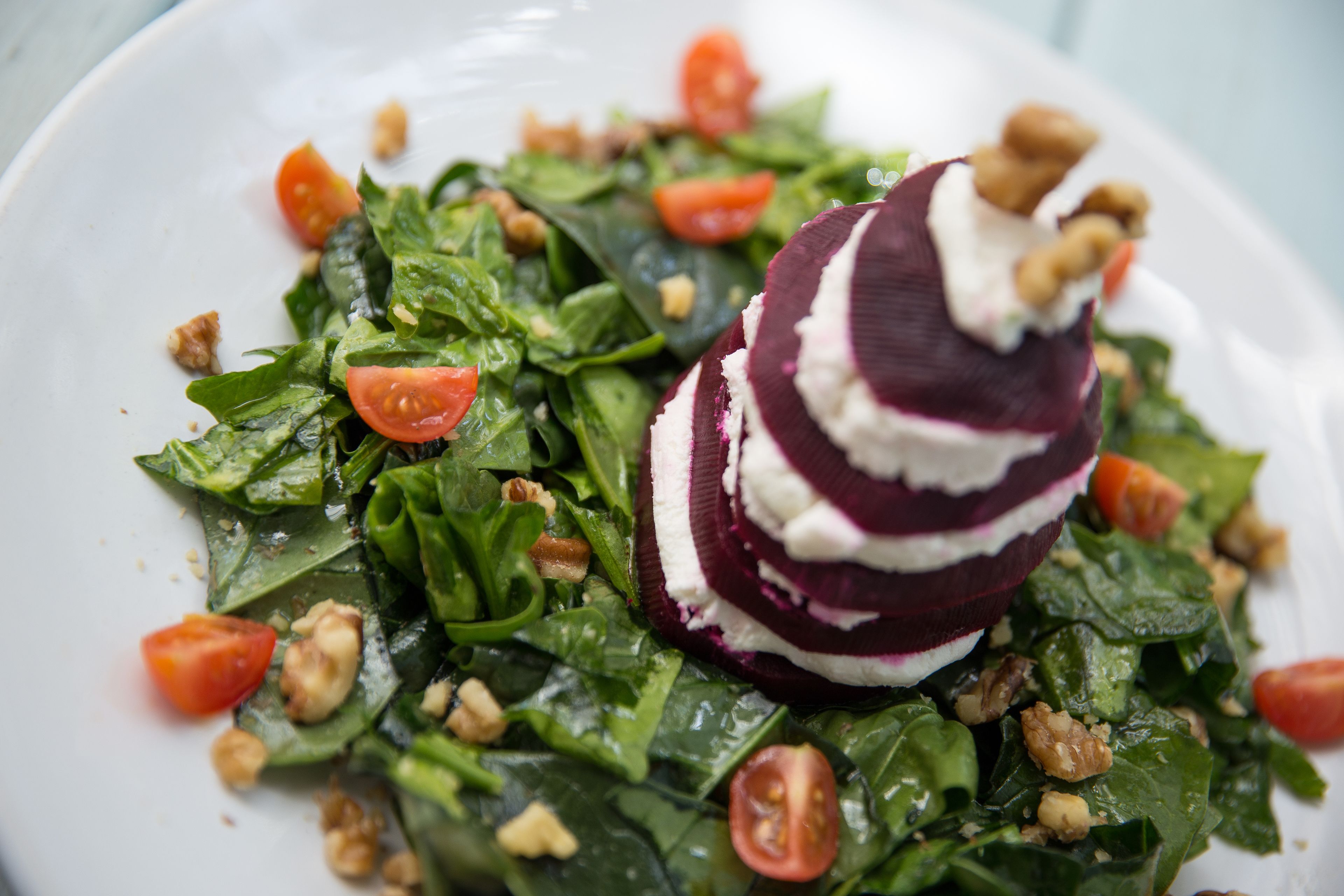 breakfast, lunch, dinner served; international cuisine