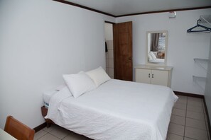 In-room safe, desk, iron/ironing board, cribs/infant beds