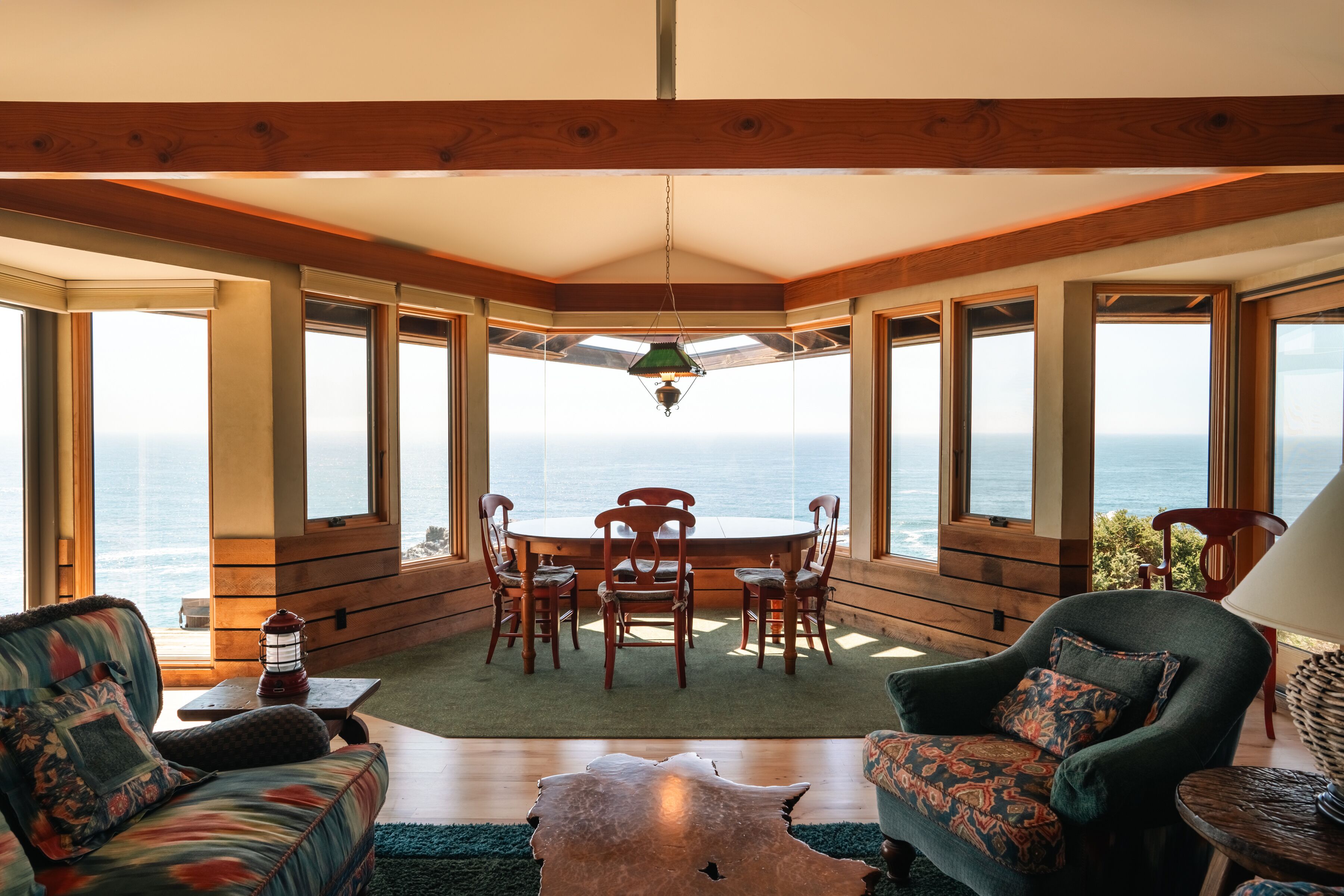 Premium huis, 4 slaapkamers, uitzicht op oceaan | Luxe beddengoed, een gratis minibar, een bureau, beddengoed