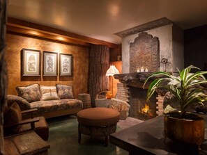 Couples treatment room(s), facials - The Inn at Newport Ranch (Fort Bragg)