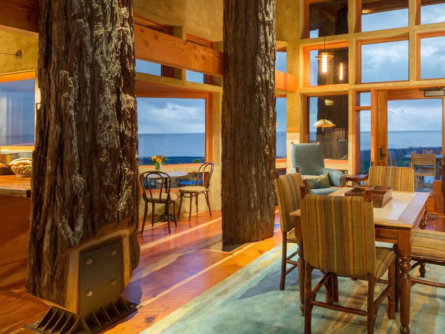 ํ๋ฆฌ๋ฏธ์ ์ค์ํธ, ์นจ์ค 2๊ฐ, ๋ฐ๋ค ์ ๋ง | ๊ฐ์ค ๋ด ์์ฌ ๊ณต๊ฐ