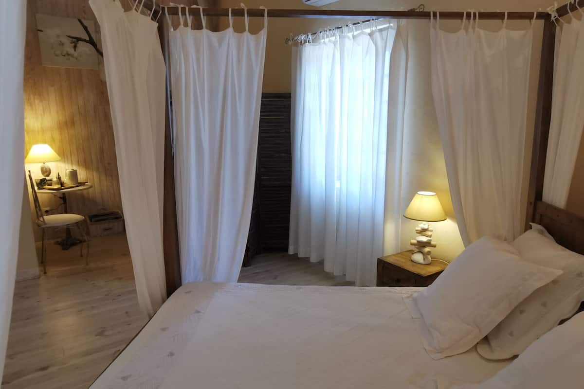 Deluxe kamer (Zenitude) | 1 slaapkamer, luxe beddengoed, bedden met traagschuimmatrassen