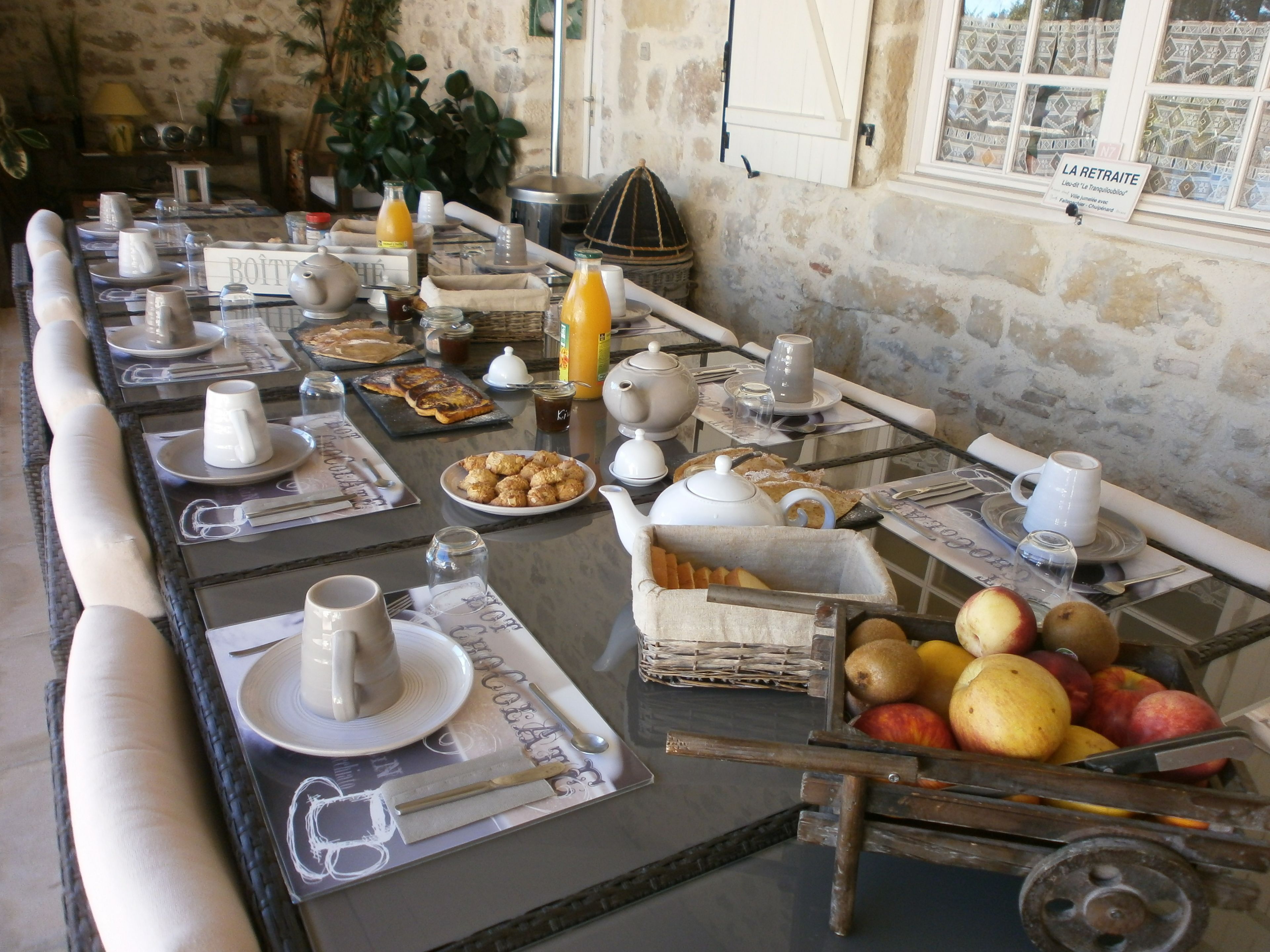 Petit déjeuner préparé à la commande compris tous les jours