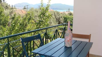 Apartamento família, vista para o mar | Vista da sacada