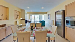 Deluxe Apartment, 3 Bedrooms, Sea View | Private kitchen - Matina's Residence (Lefkada)